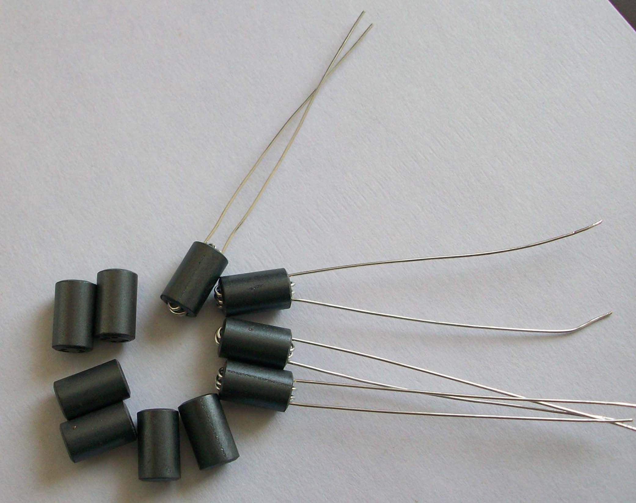 Leaded Inductors with Wide Frequency Range