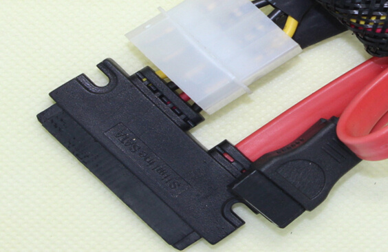 SATA Data Cable 7+15 Pin Style No. SATA-011