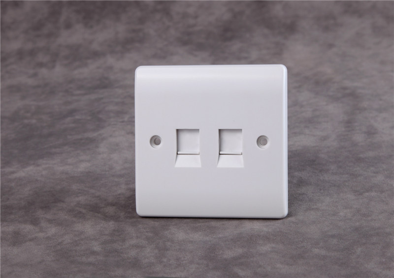V440 2g UK Telephone Socket
