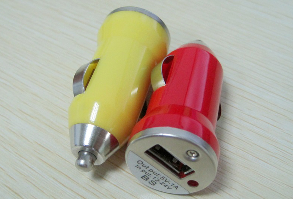 Universal Portable Mini USB Cell Phone Car Charger for iPhone