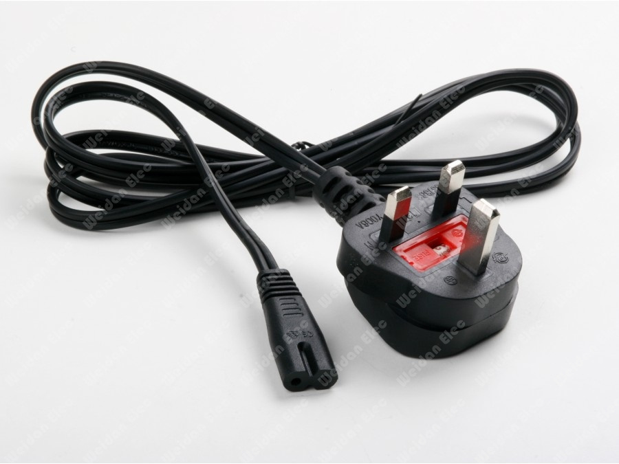 Main UK Power Lead 3p to Figure 8 C7 Cord