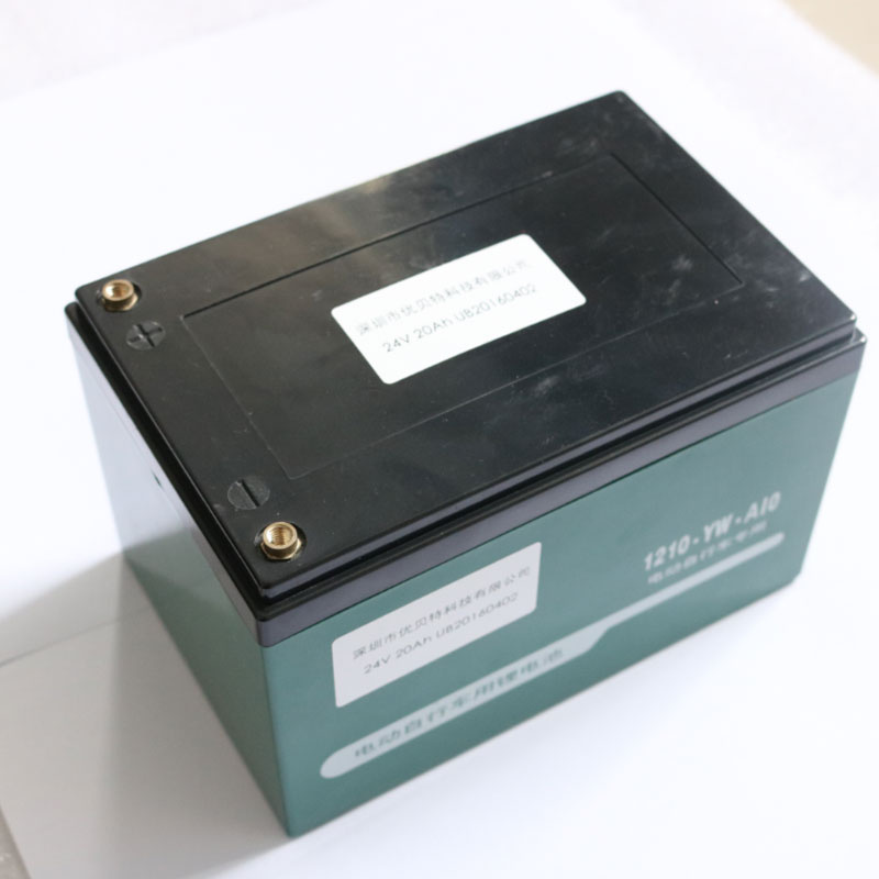 High Power LiFePO4 Battery Pack 11.1V 104ah for E-Vehicle