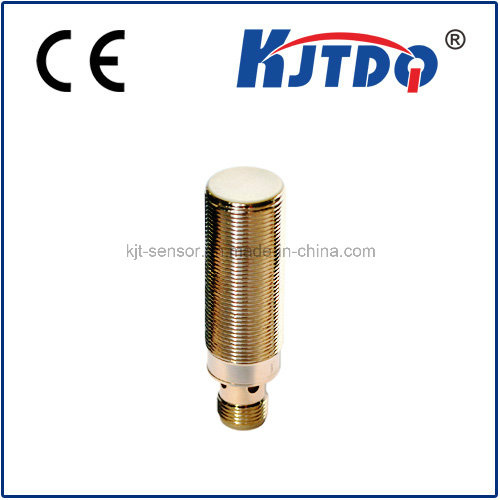 PNP NPN No M18 Capacitive Proximity Sensor 