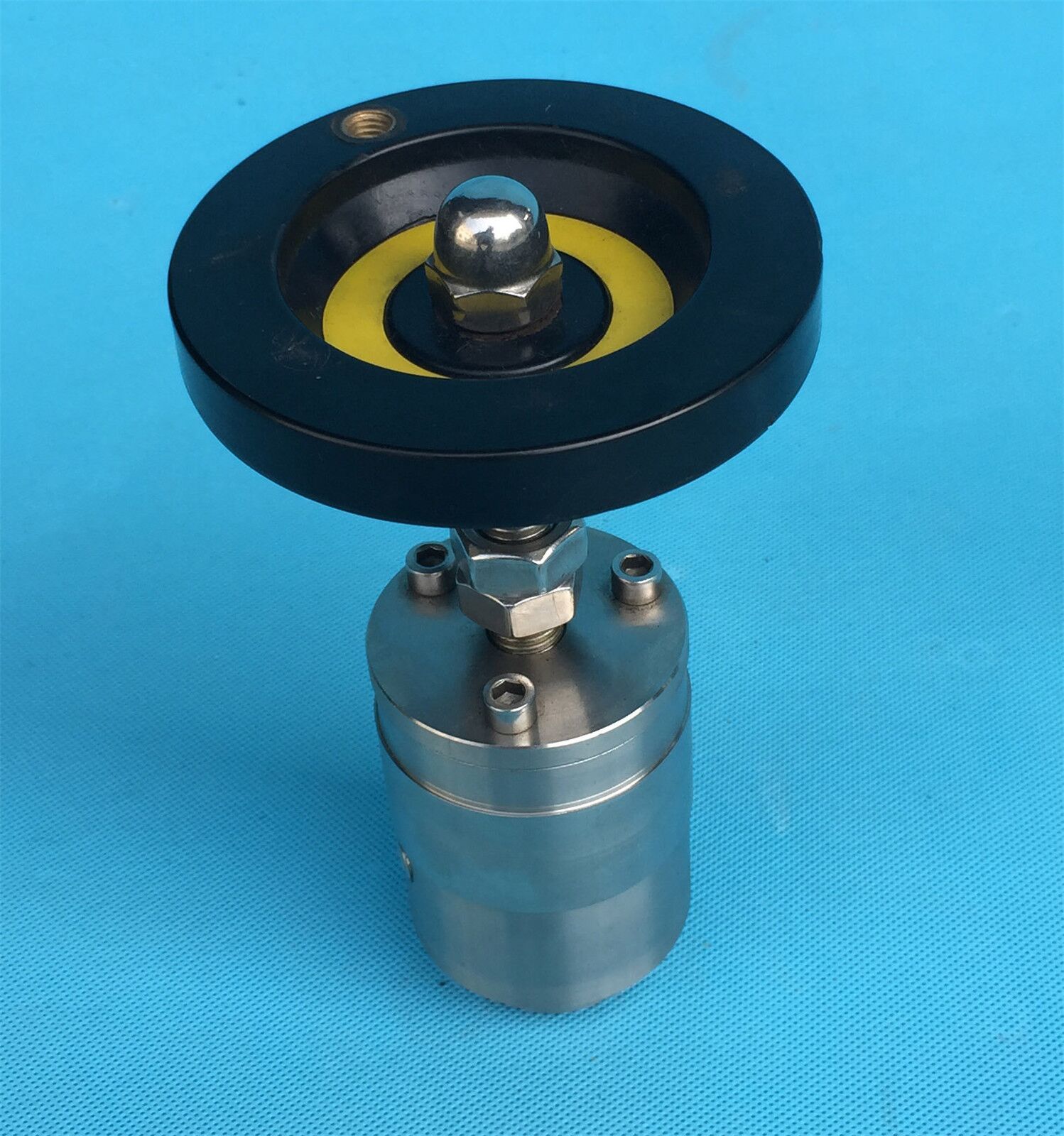 Hand-Operation Crimper Liable in Crimping Quality and Easy to Adjust