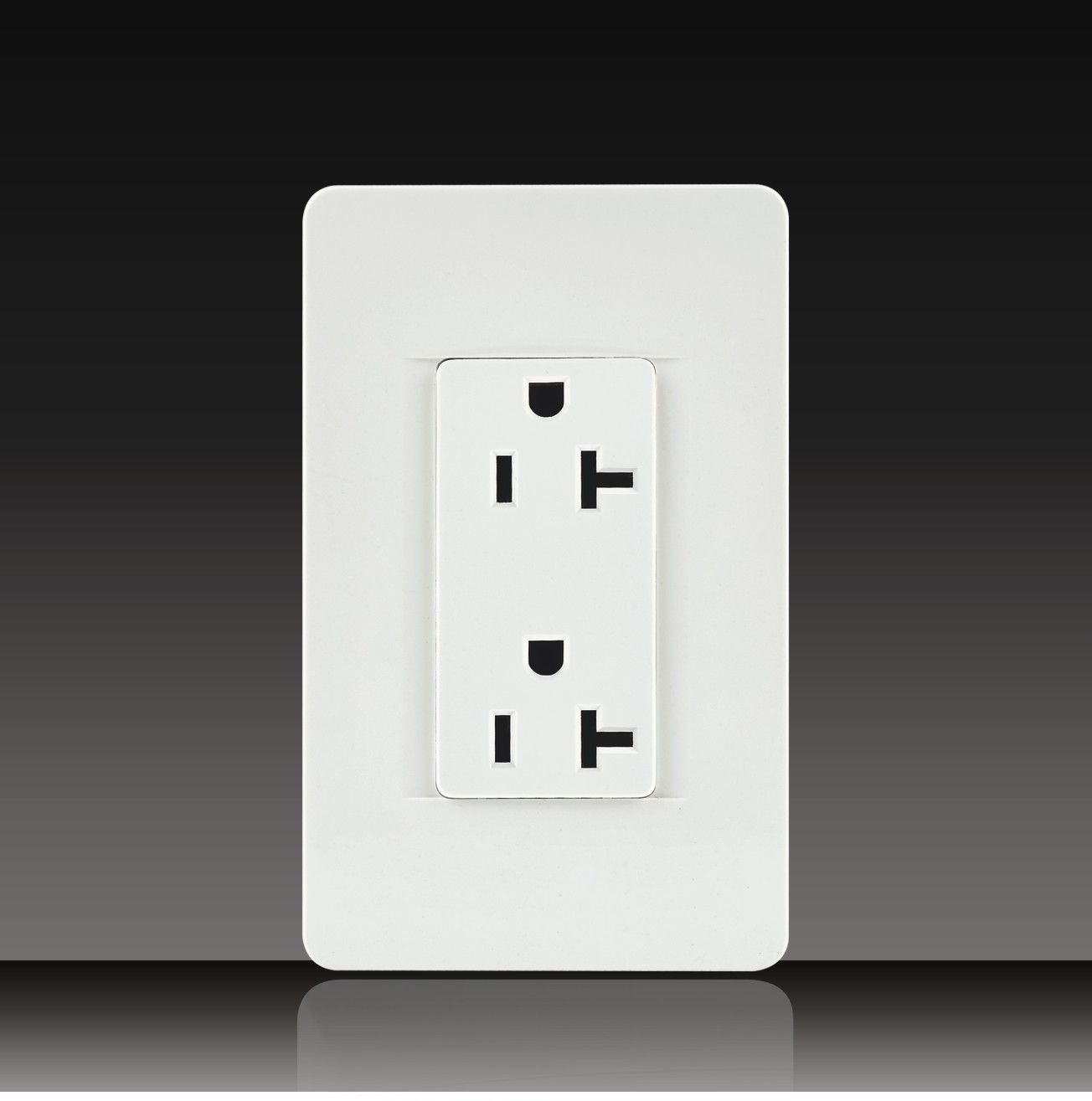 20A Wall Receptacle Socket with Plate (LGL-11-9)