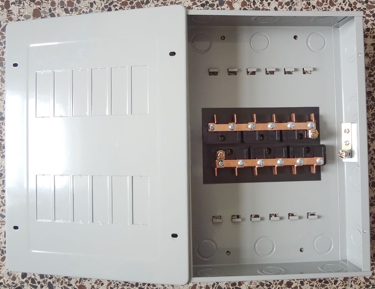 Gtls12-12way Plug in Load Cneter