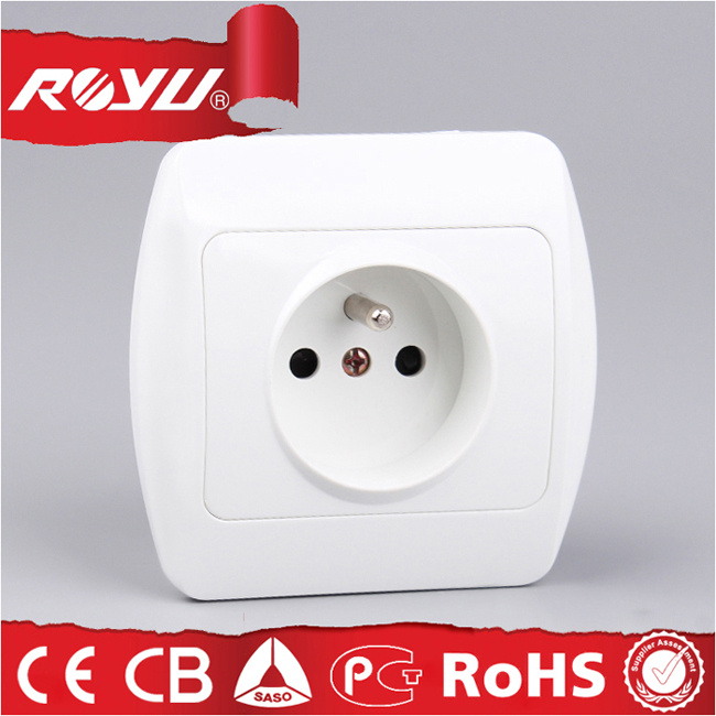 French Type 2p+T ABS Material 5000 Operating Time 16A Socket