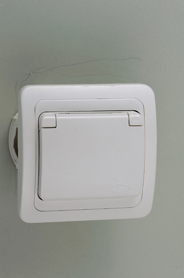Socket Outlet with Earthing with Cover 2029