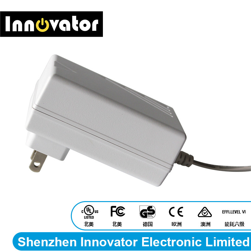 24V 0.625A 15W Wallmount Type AC/DC Power Adapter for Switching with UL FCC