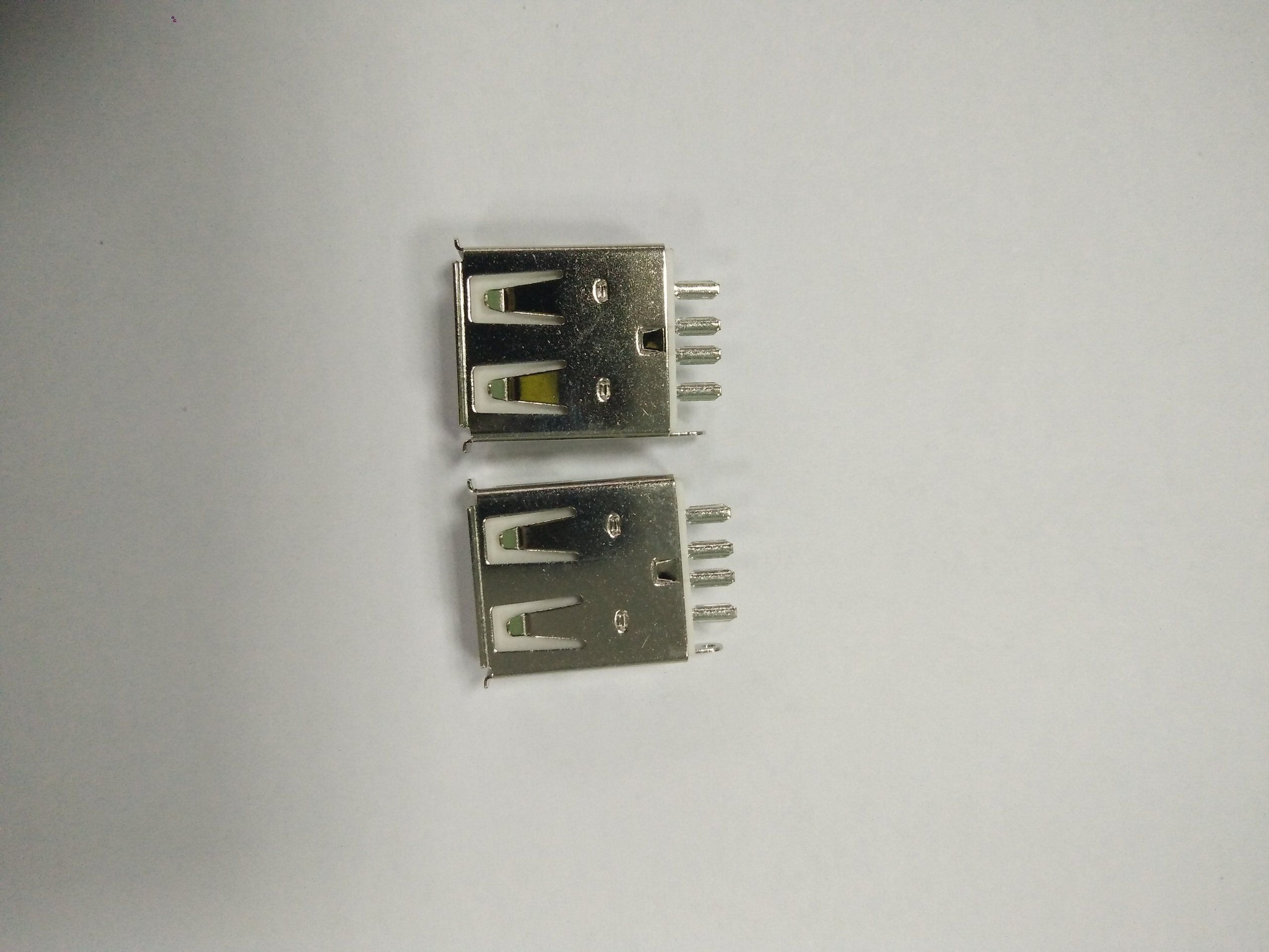 Sz-Econn USB 2.0 Female Solder Type Connector