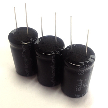 25V 330UF 105c Aluminum Electrolytic Capacitor Topmay Tmce02-3