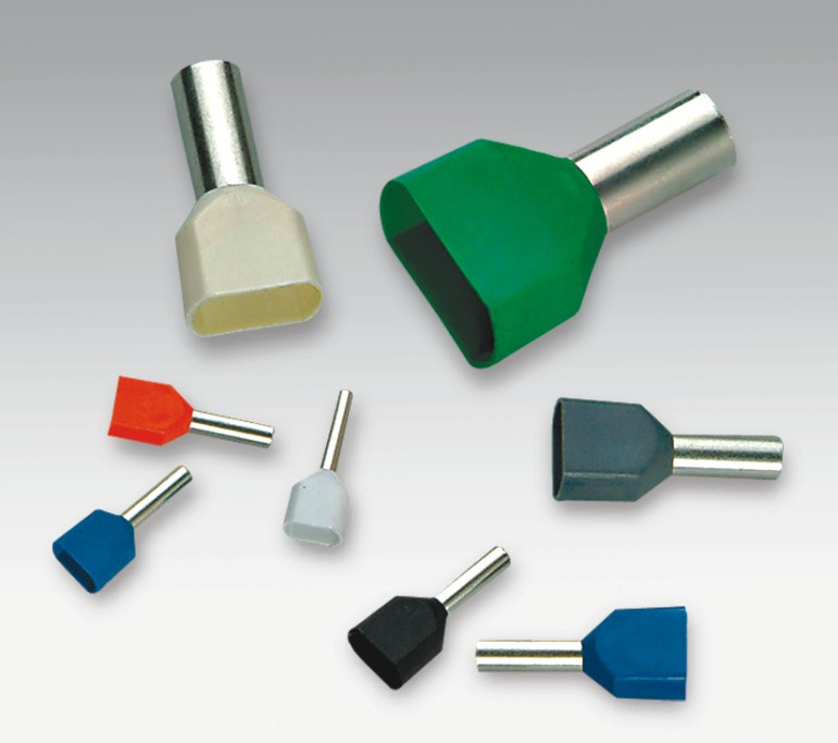 Two Pre-Insulated Pipe-Shaped Terminal Connector End