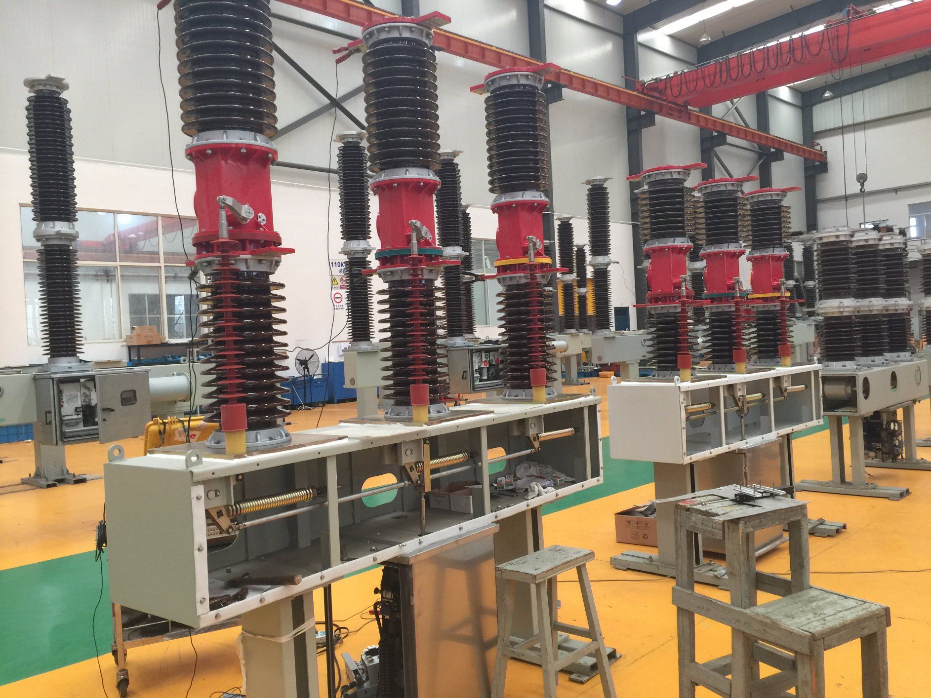 72.5kv/110kv 50Hz 2500A Vacuum Circuit Breaker