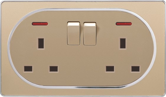 New Design Metal Surface Double 13A Square-Pinned Wall Socket and Two Gang Wall Switch