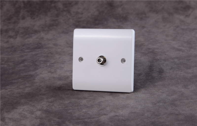 V432 1g TV Socket