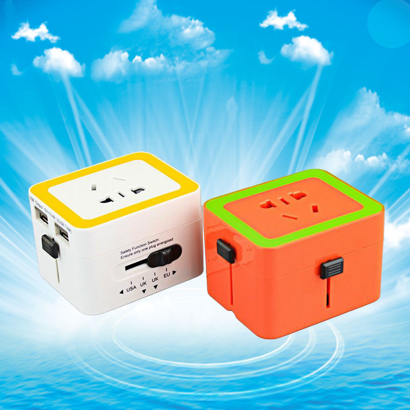 World Travel Adapter with 2 USB
