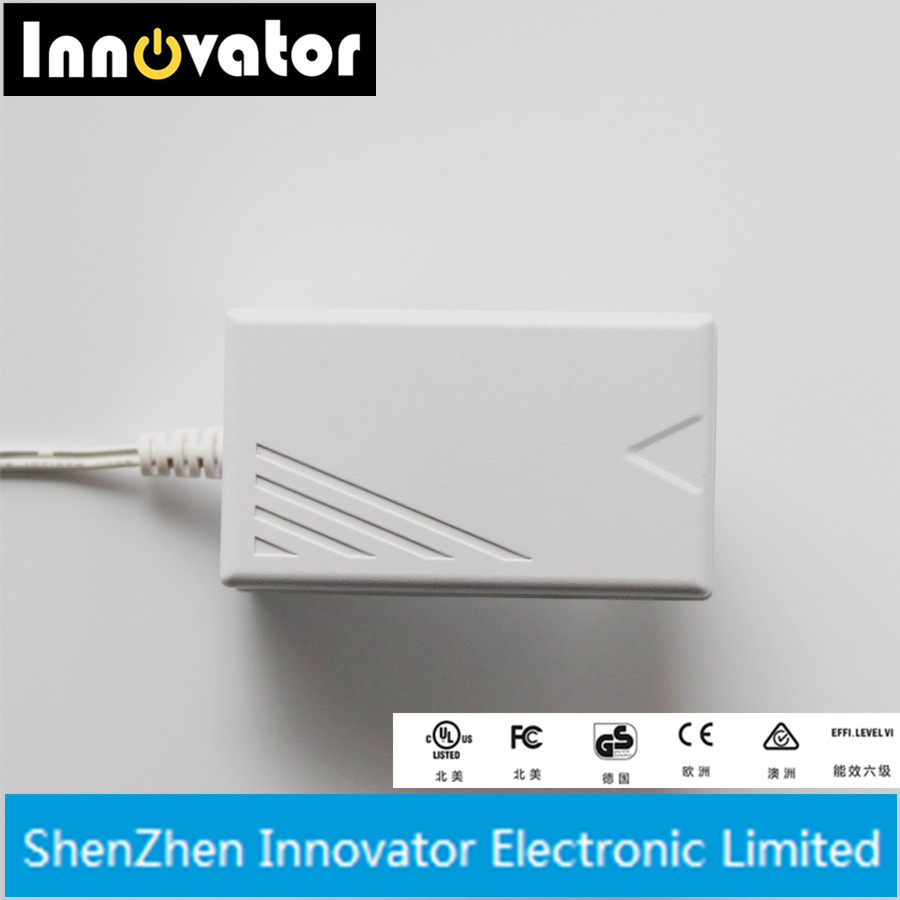 24V 0.625A 15W AC DC Wall-Mount Portable Power Adapter for Display Certificated by UL FCC