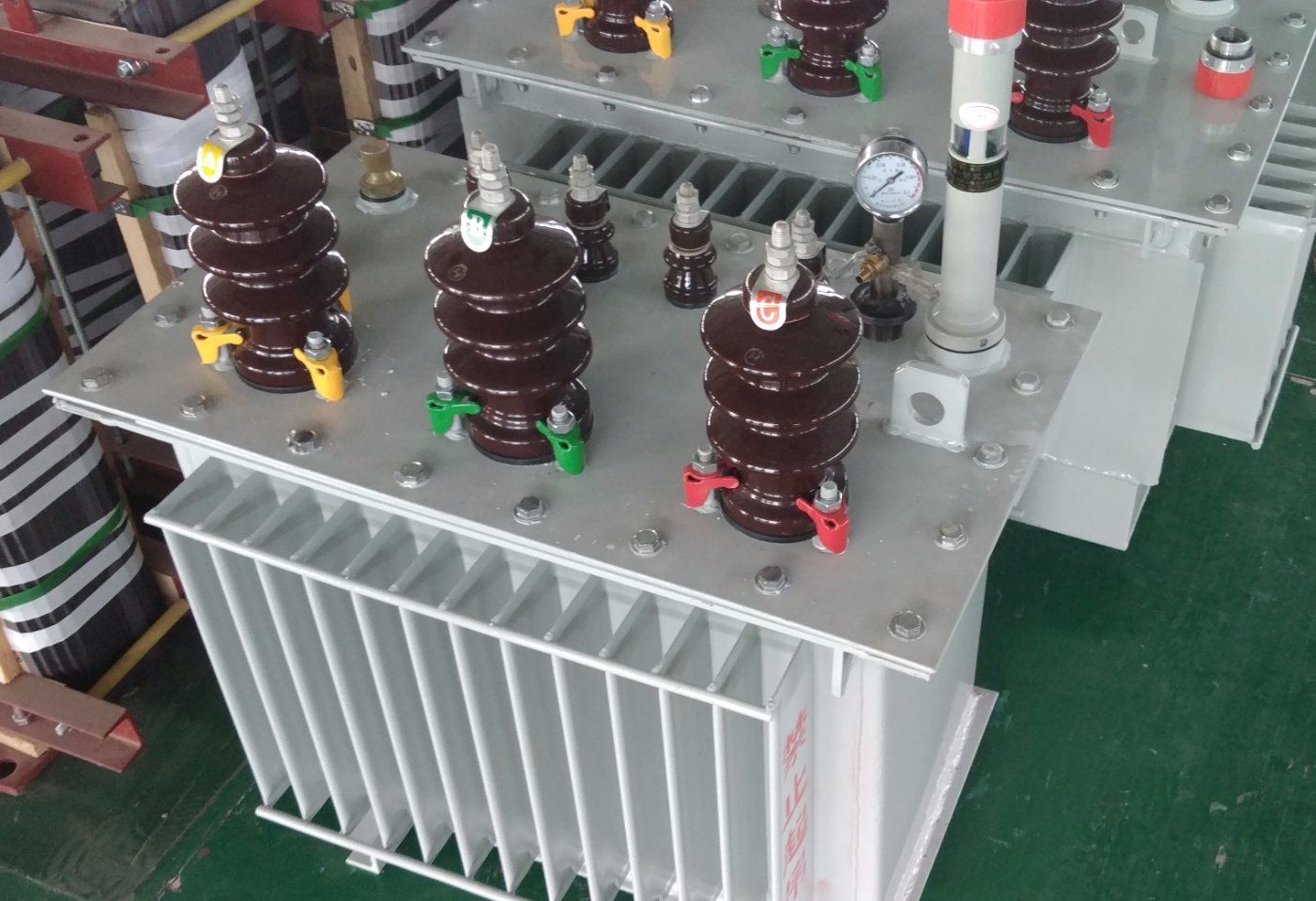 250kVA Three Phase Oil Immersed Distribution Power Transformer