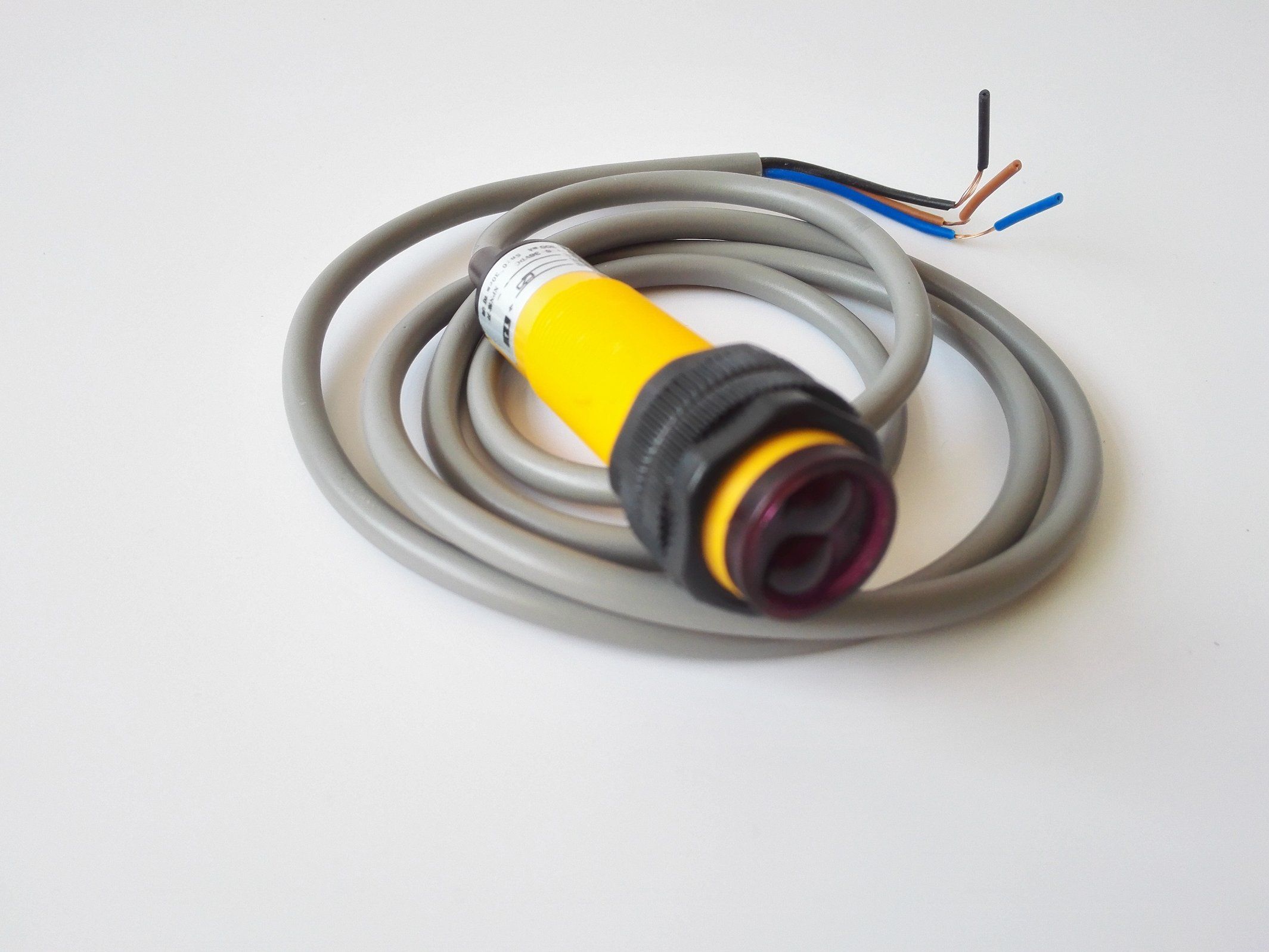 Feedback Reflective Photoelectric Sensor Switch NPN E3f-R4n1 Photo Beam Reflection Sensor Detective Distance 4m