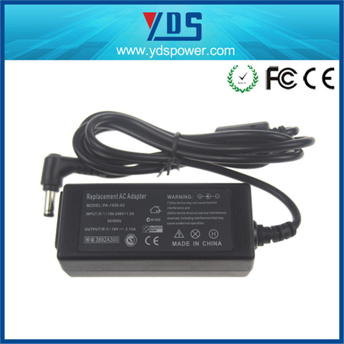19V 2.15A 40W AC Adapter with Ce FCC RoHS