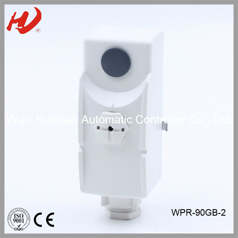Pipe Thermostat with Internal Adjust