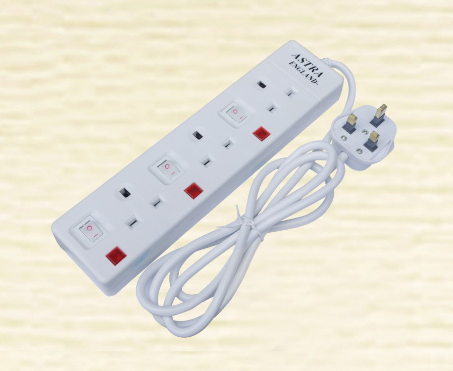 13A Plug 3 Way 3gang Universal Multi Adaptor with Switch