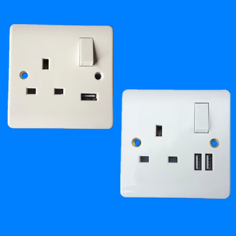 British Standard 13A 1 Gang Double Pole Switched Socket with USB Outlet