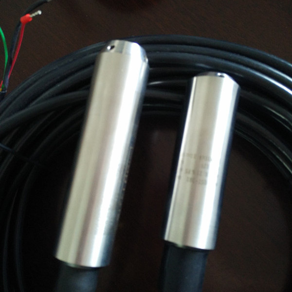 Submersible Fuel Pressure Sensor with 2 M Measuring Range