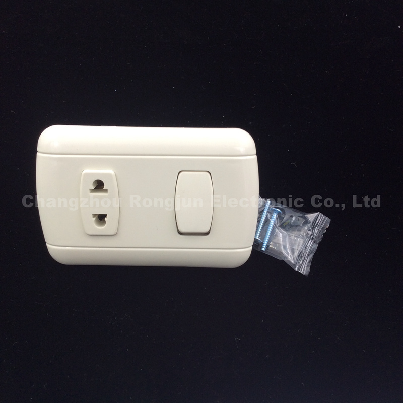 Hot Sell Sockets with Switch (P-012)