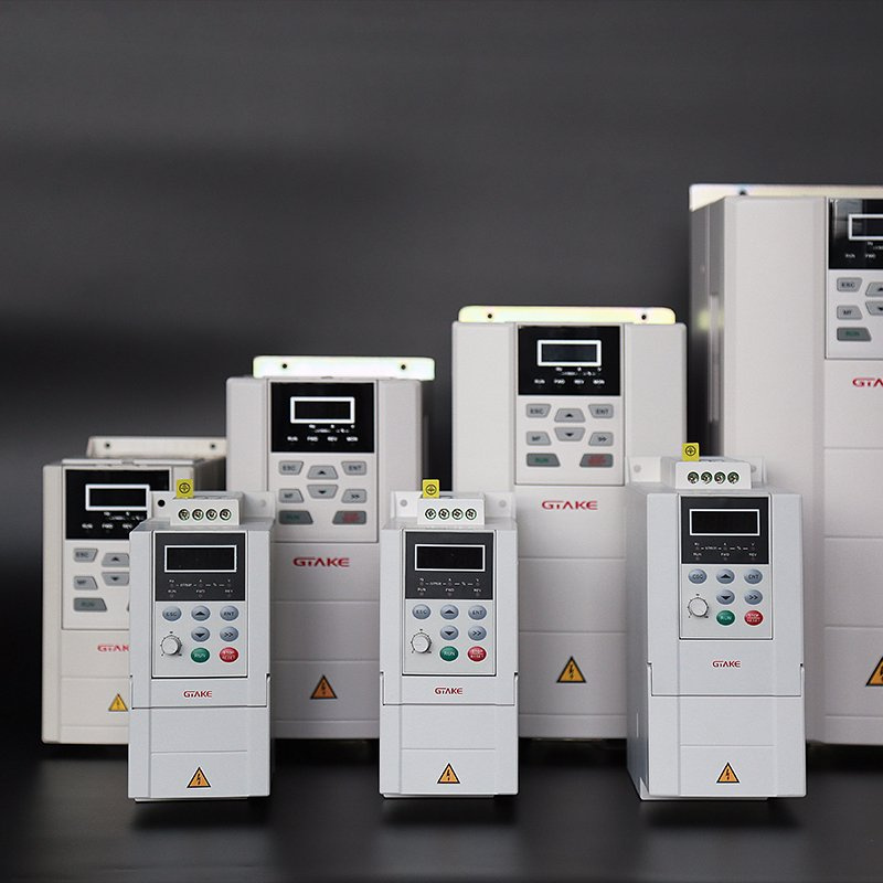 Single & Three Phase 0.4kw-3.7kw Small Power-Rating Frequency Inverter