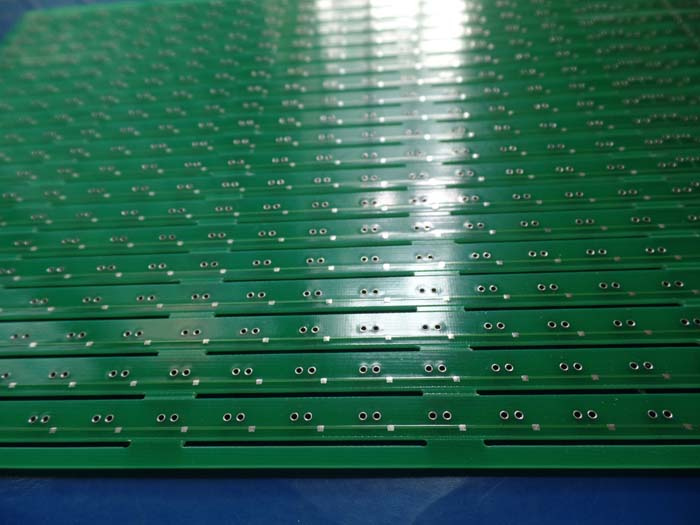0.6mm Thick Double Sided PCB HASL Ciruit Board Green Soldermask
