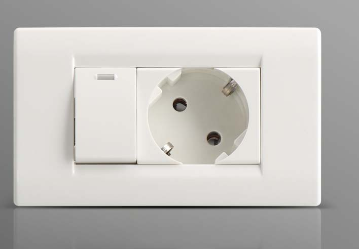 One Gang Switch with EU Socket