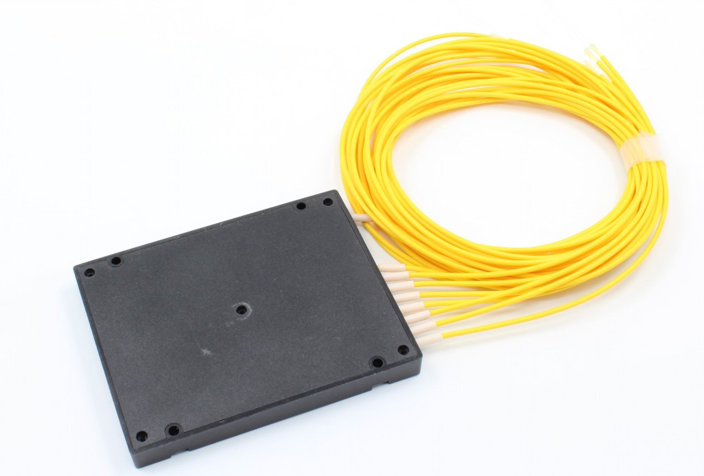 1X8 Fiber Optic Coarse Wavelength Division Multiplexing for Wdm System