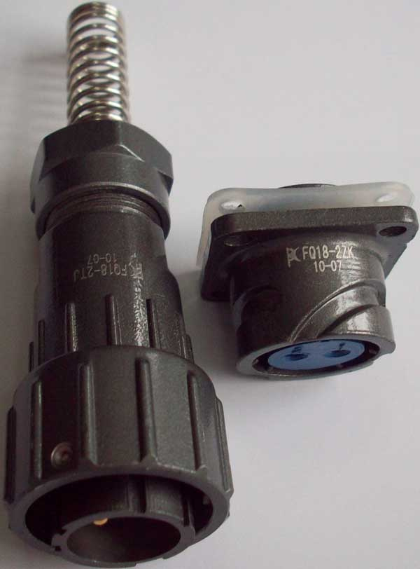 Water Tight Fq18 Series IP67 Power Connector