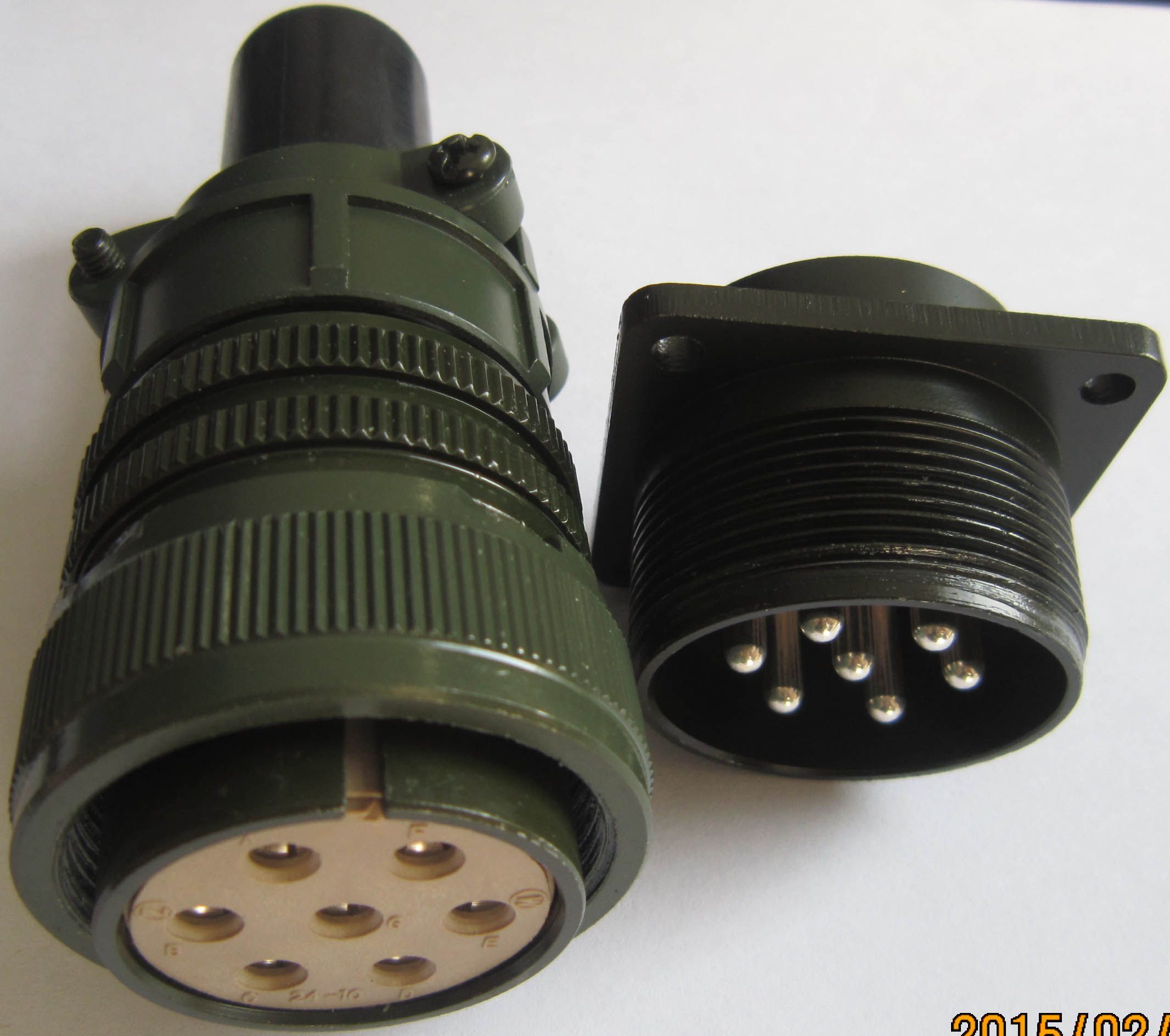 24-10 Thread Coupling Rain Proof Circular Connector