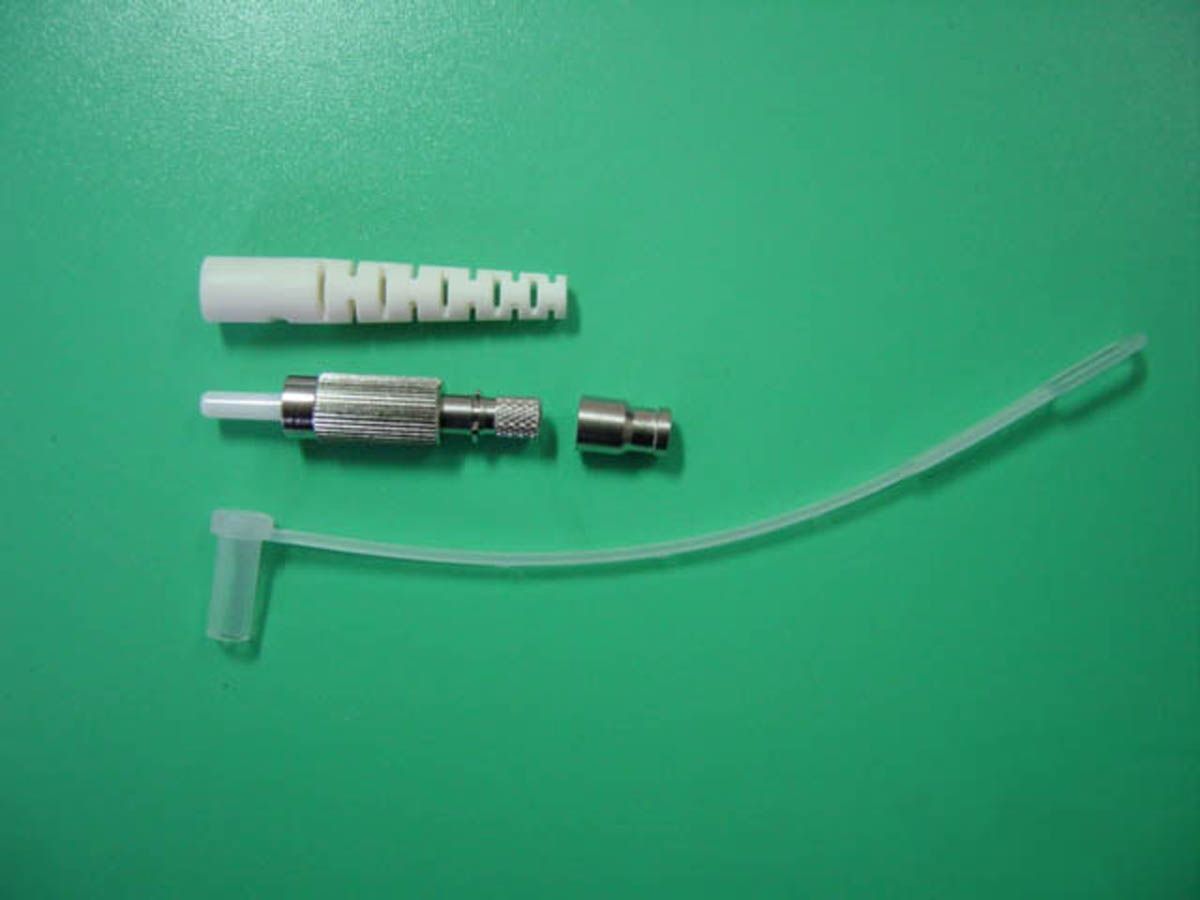 DIN 0.9mm/3.0mm Fiber Optic Connector