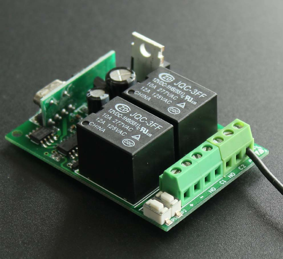 2 Channel Universal Receiver with Transmitter of 315MHz or 433MHz