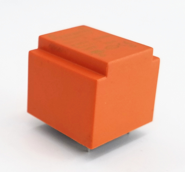 Current Transformer with Wide Range of Frequency