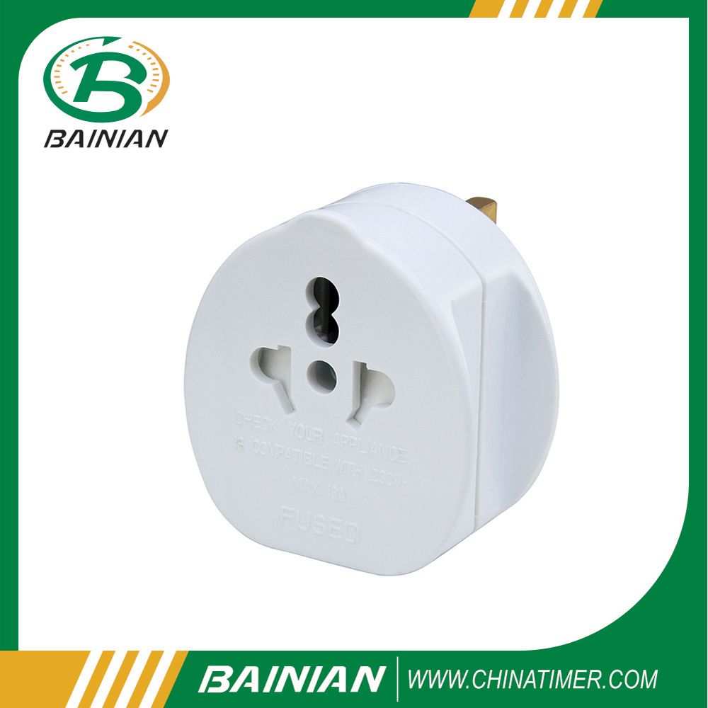 Travel Adaptor with 13A BS Fuse