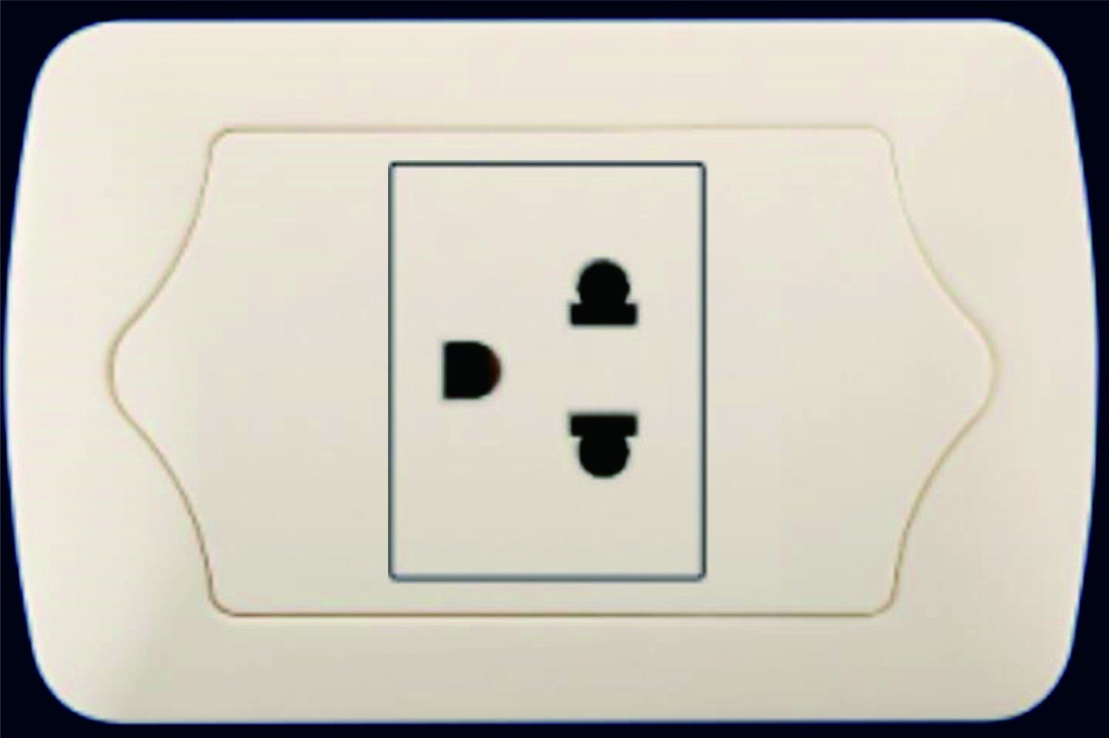 Socket with Ground Wall Sockets (EU05)