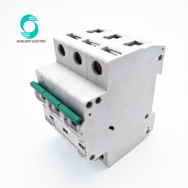 XL7-63 IEC60947 Solar Circuit Breaker DC 800V 3 Pole 6A-63A DC MCB