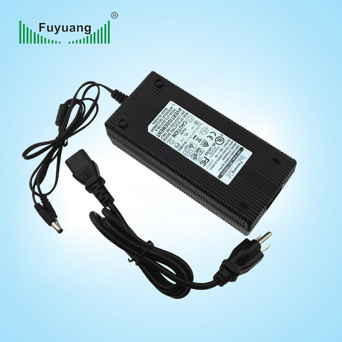 UL Dual Output 10A12V DC Input LED Driver