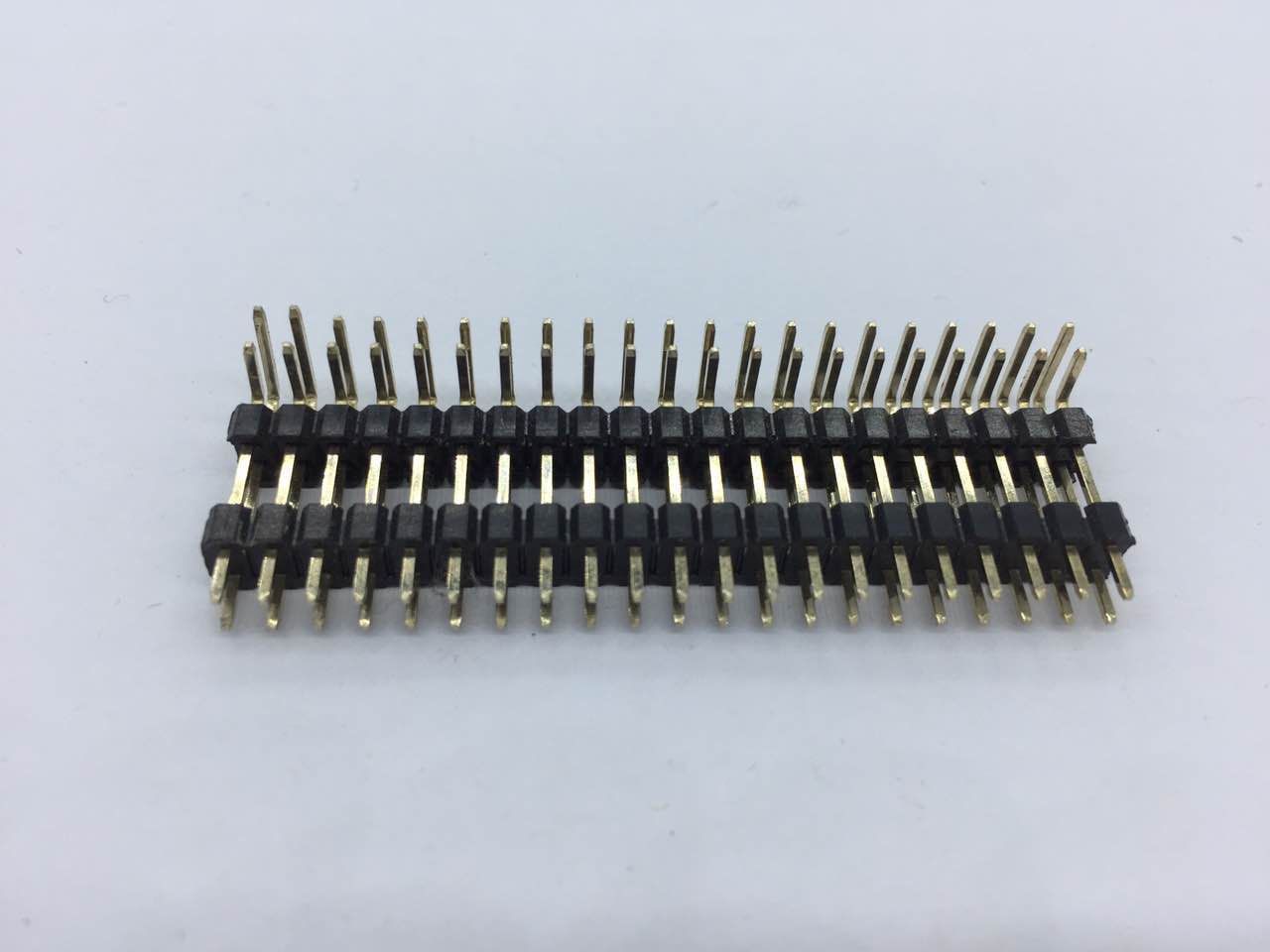 2.54mm Pitch in Double Row 2 X 21p Right Angle Type Gold Flash RoHS Mark Pin Header