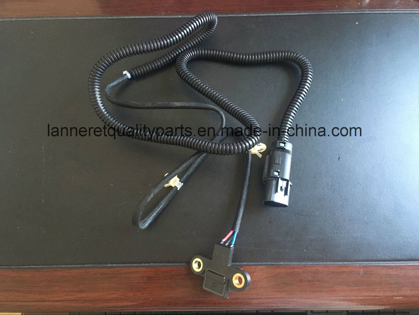 PC536 Crankshaft Position Sensor for Hyundai Santa Fe (OEM #: 39310-38070)