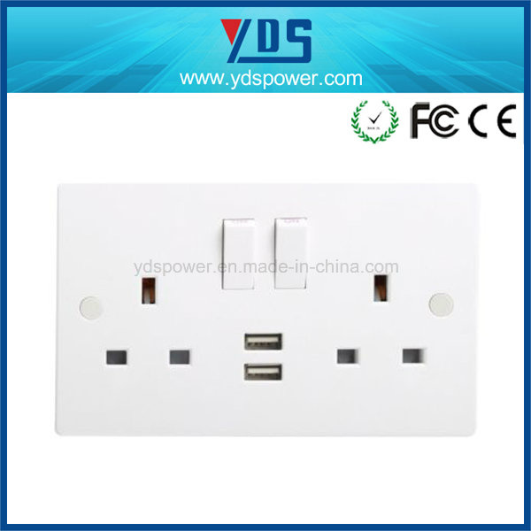 2016 New Design British Standard Double 13A Wall Switched Socket