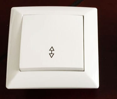 One Gang Two-Way Switch 4025