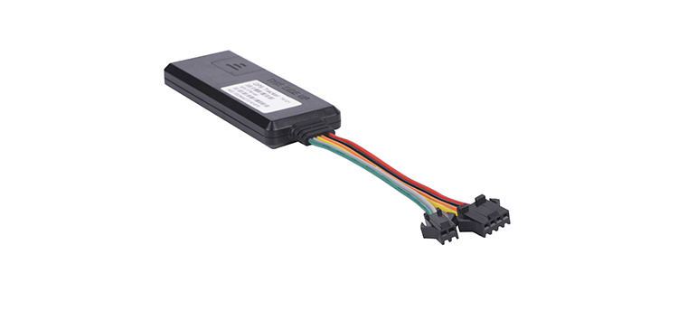 GPS/GSM/GPRS Vehicle Tracker with GPS Tracking System