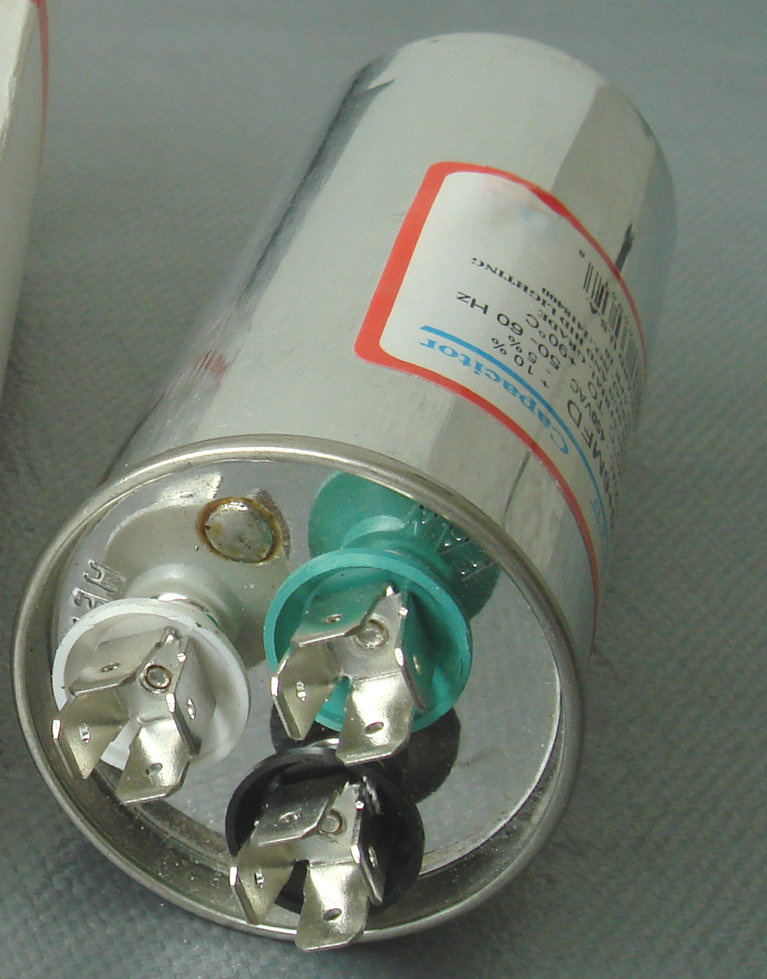 Dual Capacitance Round & Oval Run Capacitor UL Approved with Resistor