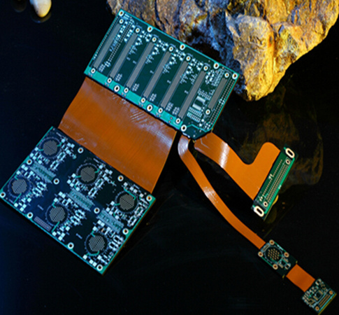 20 L 1.5mm Flexible Rigid PCB in Control Electronics
