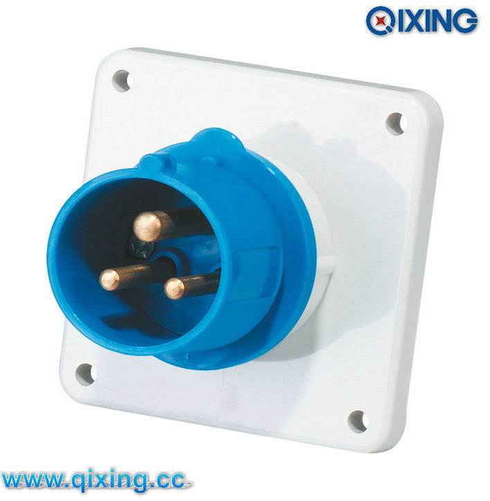 IP44 Industrial Panel Plug with CE Certification (QX812)